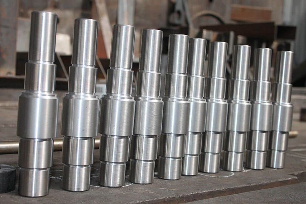 Dual-End Threaded Axle Shaft